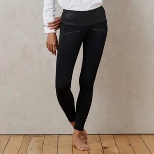 ADAY Throw & Roll Black Zipper Leggings (M)